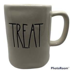 Rae Dunn MAGENTA Large "M" Large Letters TRICK TREAT Coffee Mug Cup Halloween